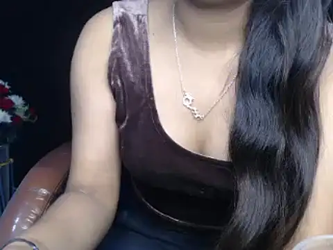 Snapshot of Wish_Queen chatting on 03.11.25 Wish Queen online show from 03.11.25