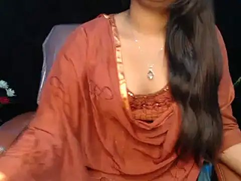 Snapshot of Wish_Queen chatting on 03.18.25 Wish Queen online show from 03.18.25