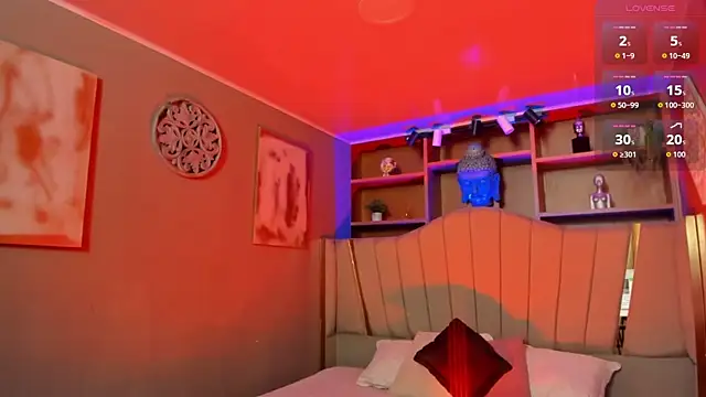 Lucy Williiams online show from 10.21.25