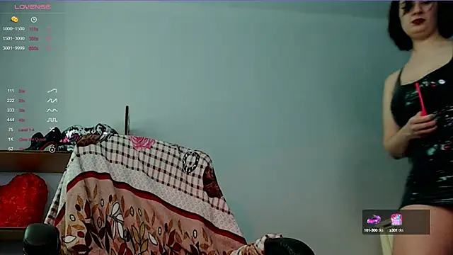 Goddess Sophie online show from 03.05.25