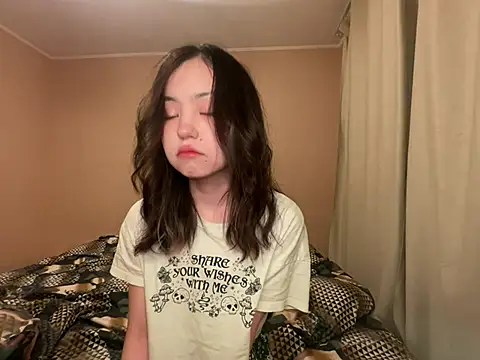 Snapshot of lalallalalaa- chatting on 02.08.25 lalallalalaa- online show from 02.08.25