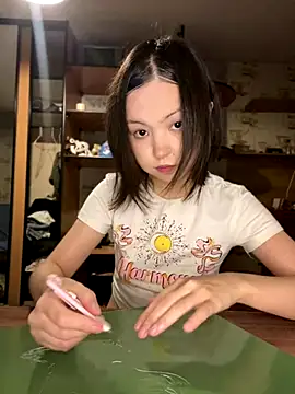 Snapshot of lalallalalaa- chatting on 10.18.25 lalallalalaa- online show from 10.18.25