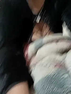 Snapshot of Anamika_Kapoor chatting on 01.02.25 Anamika Kapoor online show from 01.02.25