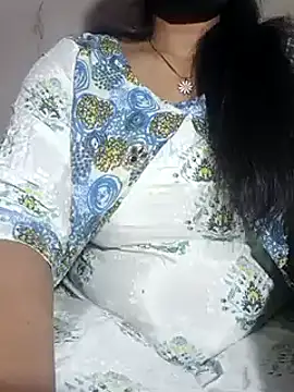 Snapshot of Anamika_Kapoor chatting on 02.20.25 Anamika Kapoor online show from 02.20.25