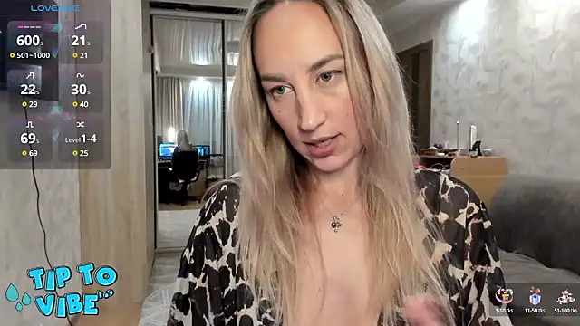 Snapshot of lady_Nati chatting on 02.19.25 lady Nati online show from 02.19.25
