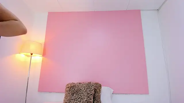 Snapshot of andyylove_jk chatting on 11.27.25 andyylove jk online show from 11.27.25