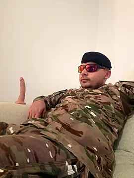 Snapshot of Napoleon1er_ chatting on 11.13.25 Napoleon1er online show from 11.13.25