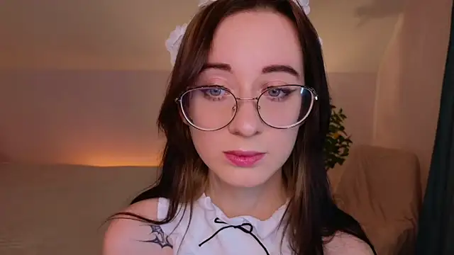 Snapshot of Dark_Lola_ chatting on 02.02.25 Dark Lola online show from 02.02.25