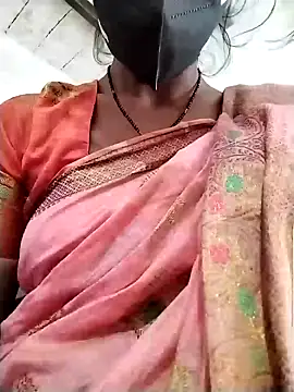 Snapshot of MAAYRA0809 chatting on 02.06.25 MAAYRA0809 online show from 02.06.25