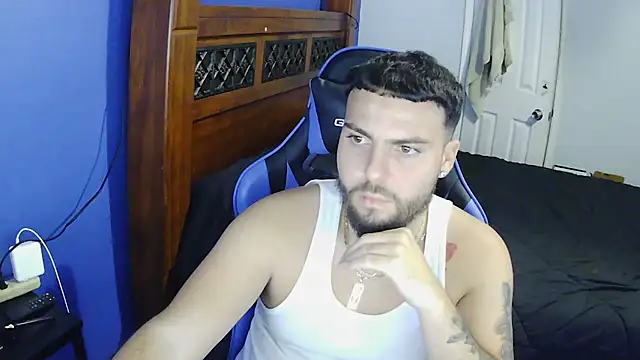 Snapshot of MasterKvn chatting on 01.24.25 MasterKvn online show from 01.24.25