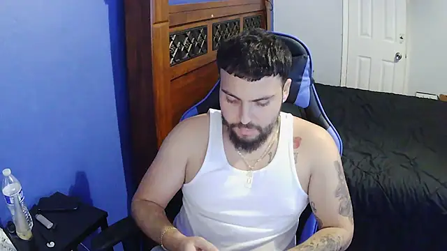 Snapshot of MasterKvn chatting on 02.22.25 MasterKvn online show from 02.22.25