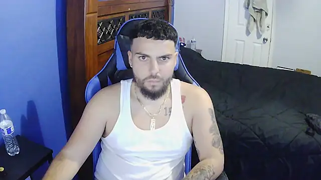 Snapshot of MasterKvn chatting on 02.24.25 MasterKvn online show from 02.24.25