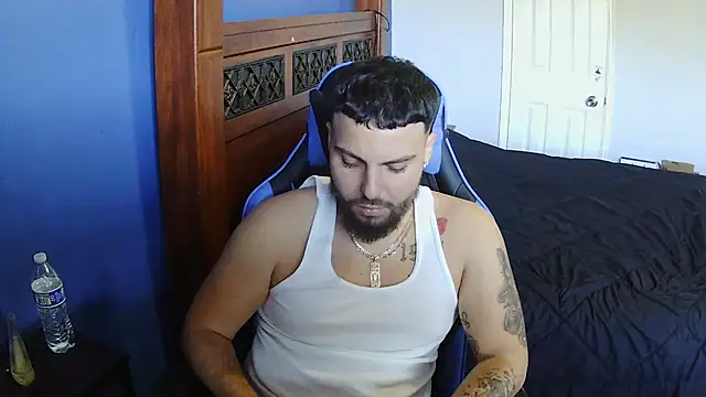 Snapshot of MasterKvn chatting on 02.26.25 MasterKvn online show from 02.26.25