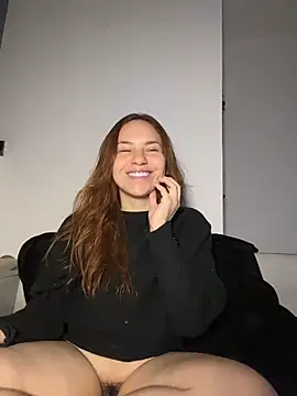 AgnesCampp online show from 10.31.25