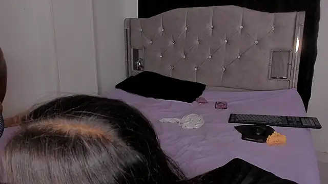 Snapshot of game_with_lesbians_ chatting on 01.30.25 game with lesbians online show from 01.30.25