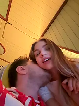 Snapshot of Alice1_secret chatting on 10.05.25 Alice1 secret online show from 10.05.25