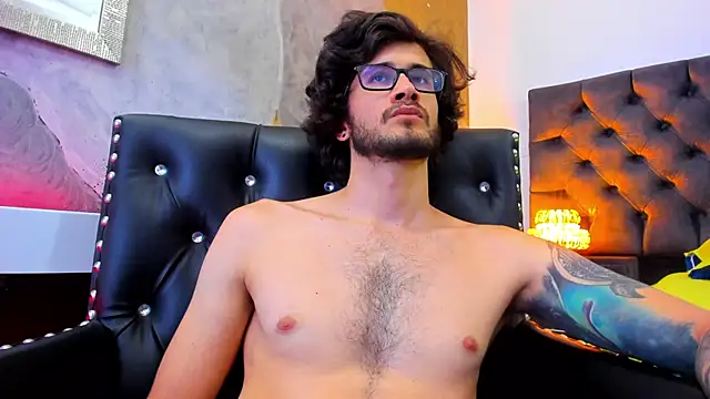 Loggan donnelly online show from 12.18.24