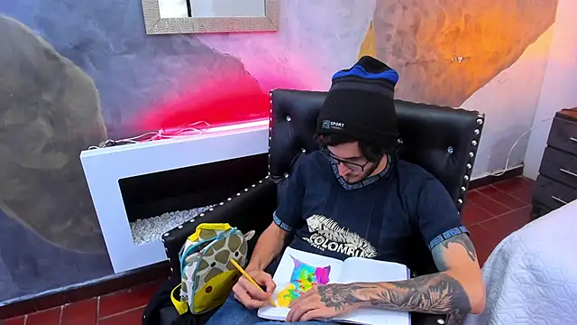 Loggan donnelly online show from 12.24.24