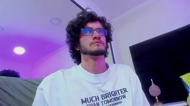 Loggan donnelly online show from 01.02.25