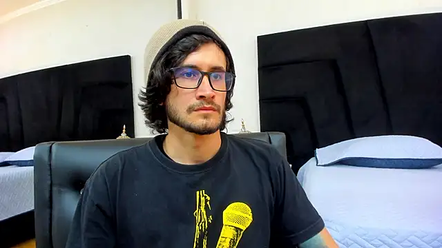 Loggan donnelly online show from 02.14.25