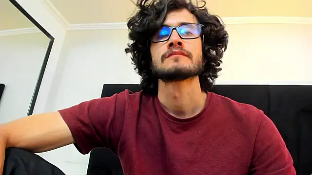 Loggan donnelly online show from 02.25.25