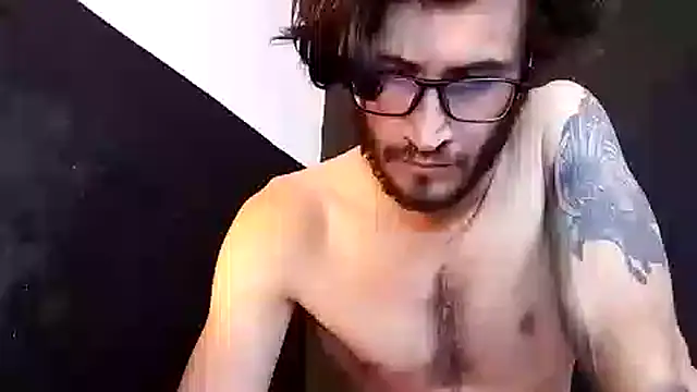 Loggan donnelly online show from 10.22.25