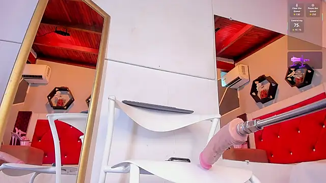 BritannyClaire online show from 11.08.25