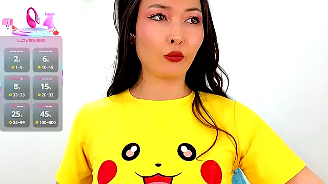 Snapshot of honey_yani chatting on 11.11.25 honey yani online show from 11.11.25