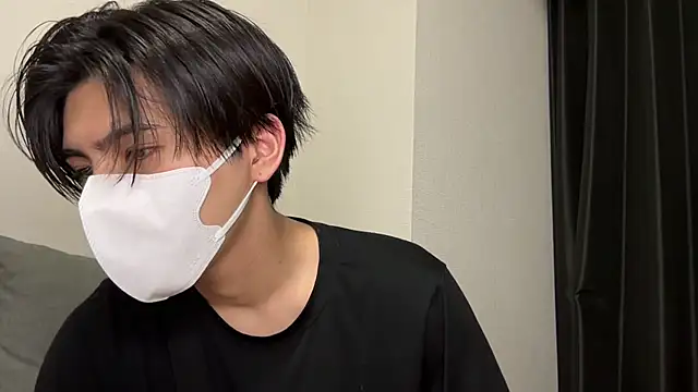 Snapshot of Lio_kun chatting on 02.19.25 Lio kun online show from 02.19.25