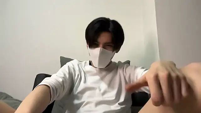 Snapshot of Lio_kun chatting on 03.07.25 Lio kun online show from 03.07.25