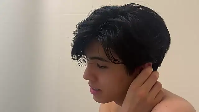 Snapshot of Lio_kun chatting on 10.06.25 Lio kun online show from 10.06.25