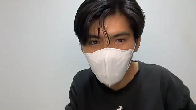 Snapshot of Lio_kun chatting on 10.13.25 Lio kun online show from 10.13.25