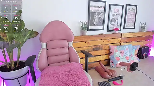 Snapshot of Alisson_Boobs_ chatting on 11.10.25 Alisson Boobs online show from 11.10.25