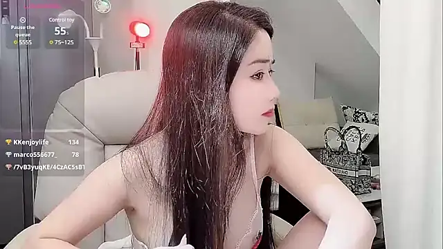 Snapshot of yoyo520- chatting on 02.22.25 yoyo520- online show from 02.22.25