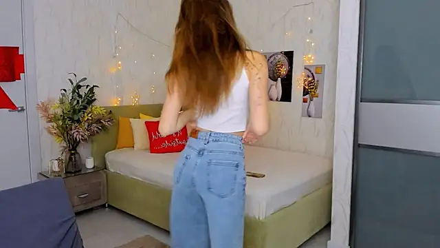 SereneFlame online show from 02.08.25