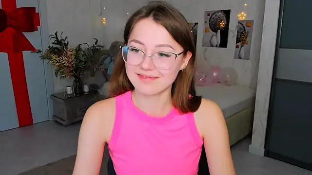 SereneFlame online show from 02.20.25