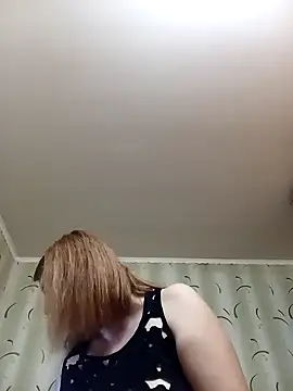 Snapshot of SckayilaGray chatting on 12.27.24 SckayilaGray online show from 12.27.24