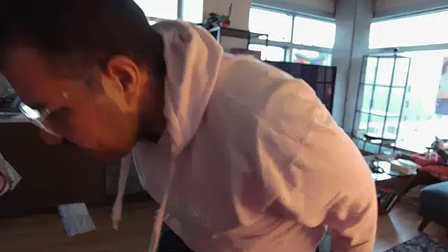 Snapshot of bearcloudcomputa chatting on 12.30.24 bearcloudcomputa online show from 12.30.24