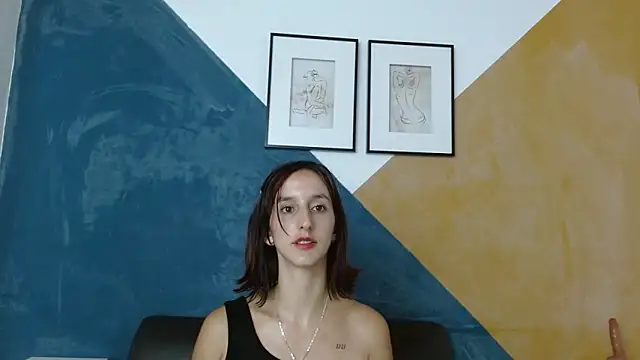 Snapshot of Ambar_Roux_ chatting on 01.04.25 Ambar Roux online show from 01.04.25