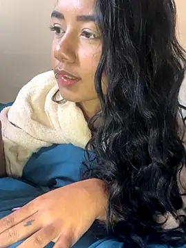 Snapshot of _Luana chatting on 12.02.24  Luana online show from 12.02.24