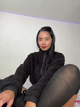 Snapshot of _Luana chatting on 01.15.25  Luana online show from 01.15.25