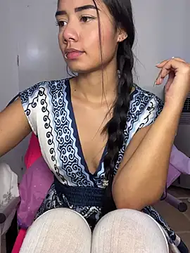 Snapshot of _Luana chatting on 01.30.25  Luana online show from 01.30.25