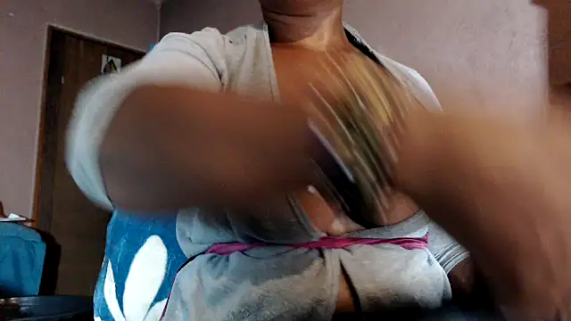 boobassymom online show from 01.29.25