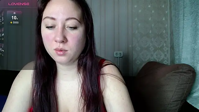 Snapshot of KellyCrystall chatting on 12.21.24 KellyCrystall online show from 12.21.24