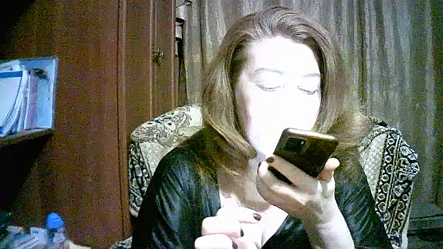 Madame-Butterfly online show from 09.18.25