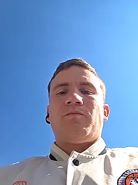 Snapshot of monitobuenchorro chatting on 09.16.25 monitobuenchorro online show from 09.16.25