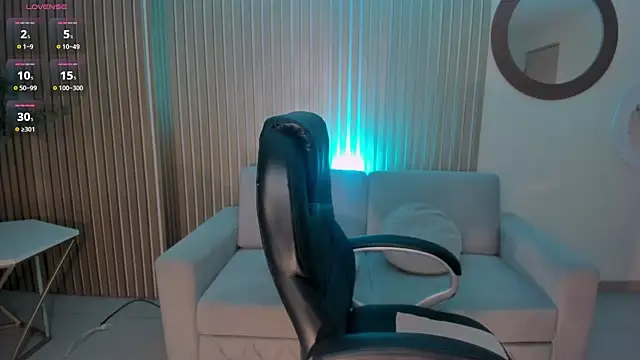 ValeriaRoldanX online show from 01.25.25