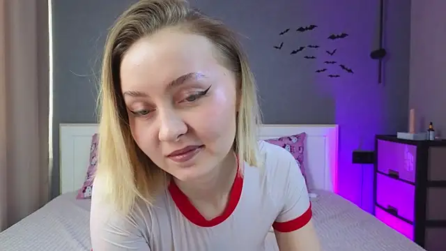 Snapshot of Your_Auggie chatting on 12.07.24 Your Auggie online show from 12.07.24