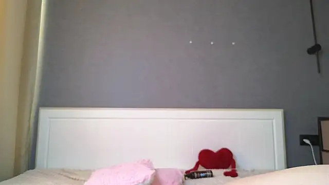 Snapshot of Your_Auggie chatting on 03.12.25 Your Auggie online show from 03.12.25