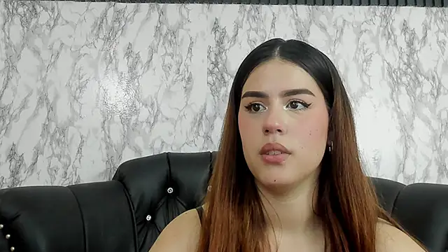 Snapshot of Miamontoya chatting on 01.11.25 Miamontoya online show from 01.11.25